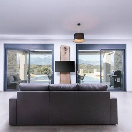 Ida Villa Kamilari